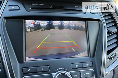 Позашляховик / Кросовер Hyundai Santa FE 2015 в 