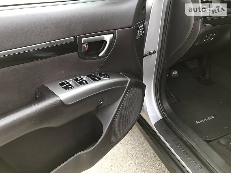 Внедорожник / Кроссовер Hyundai Santa FE 2011 в Луцке