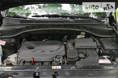 Позашляховик / Кросовер Hyundai Santa FE 2016 в 