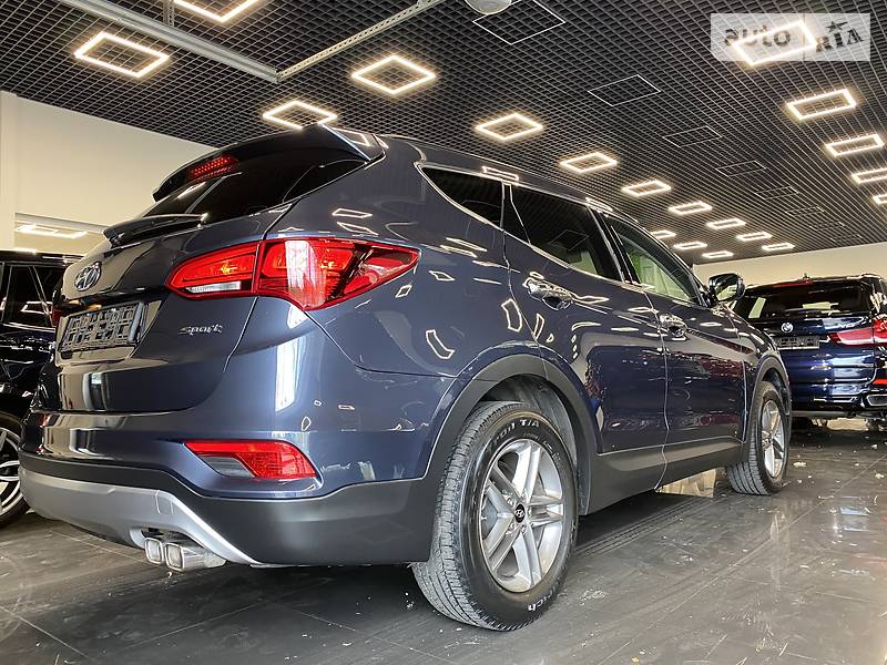 Позашляховик / Кросовер Hyundai Santa FE 2017 в Одесі