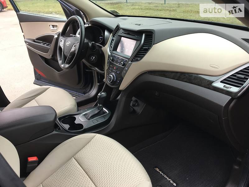 Позашляховик / Кросовер Hyundai Santa FE 2016 в Києві
