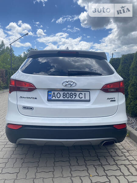 Позашляховик / Кросовер Hyundai Santa FE 2014 в Мукачевому