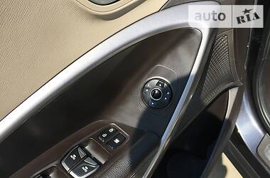 Седан Hyundai Santa FE 2015 в 