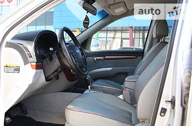 Позашляховик / Кросовер Hyundai Santa FE 2006 в 