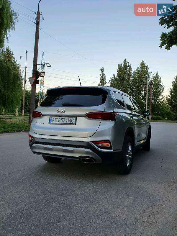 Внедорожник / Кроссовер Hyundai Santa FE 2019 в Киеве фото 5 Внедорожник / Кроссовер Hyundai Santa FE 2019 в Киеве