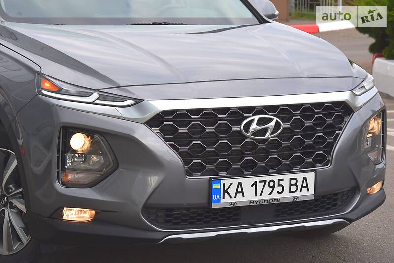 Позашляховик / Кросовер Hyundai Santa FE 2019 в Києві