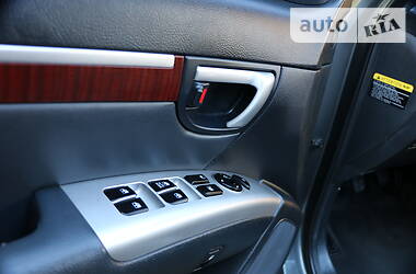 Позашляховик / Кросовер Hyundai Santa FE 2008 в 