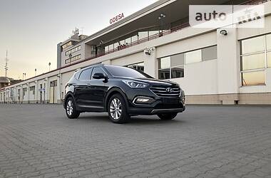 Внедорожник / Кроссовер Hyundai Santa FE 2017 в Киеве