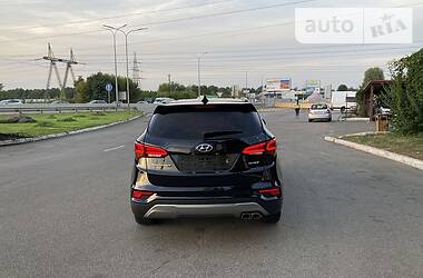 Внедорожник / Кроссовер Hyundai Santa FE 2017 в Киеве
