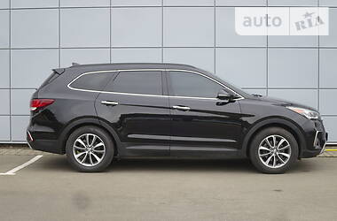 Внедорожник / Кроссовер Hyundai Santa FE 2017 в Киеве