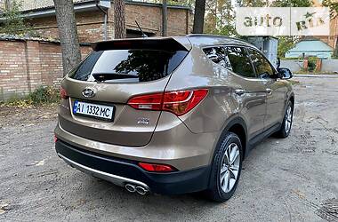 Внедорожник / Кроссовер Hyundai Santa FE 2014 в Киеве