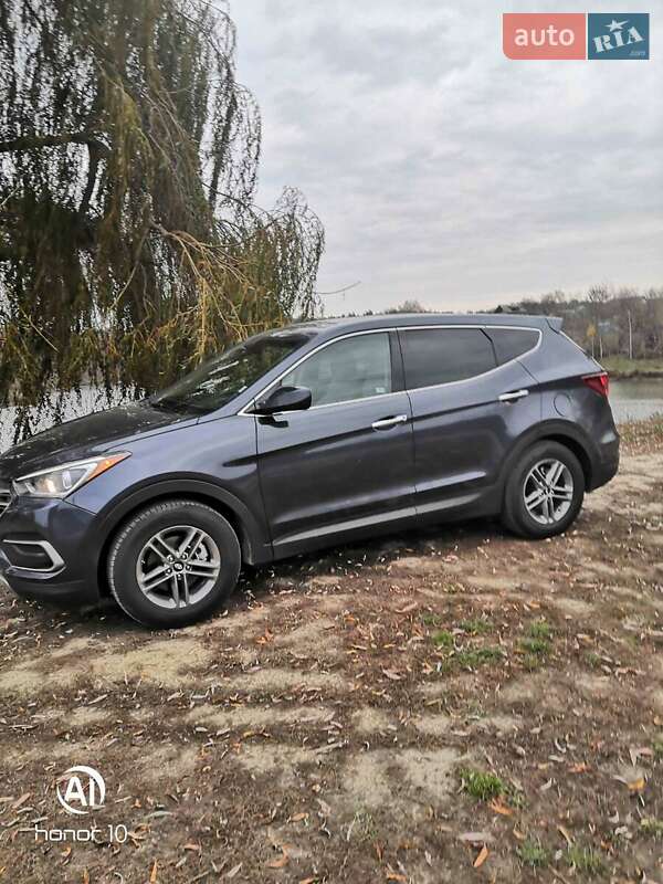 Позашляховик / Кросовер Hyundai Santa FE 2017 в Києві