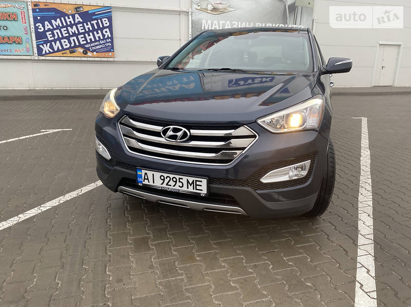 Внедорожник / Кроссовер Hyundai Santa FE 2013 в Киеве