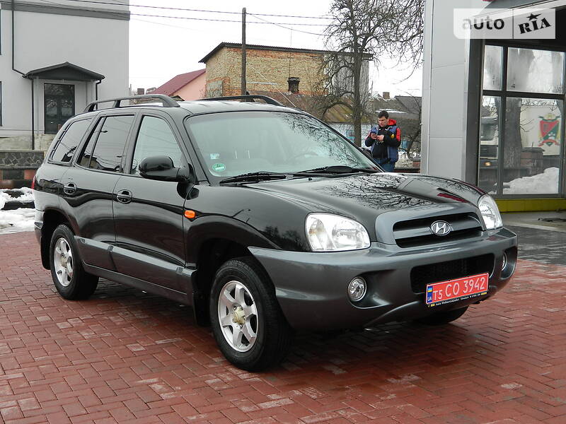 Внедорожник / Кроссовер Hyundai Santa FE 2005 в Ровно