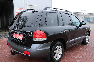 Внедорожник / Кроссовер Hyundai Santa FE 2005 в Ровно