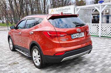 Внедорожник / Кроссовер Hyundai Santa FE 2013 в Киеве