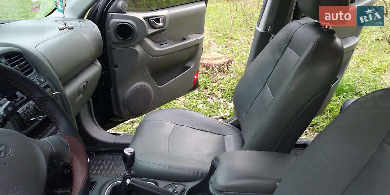 Позашляховик / Кросовер Hyundai Santa FE 2003 в Сквирі