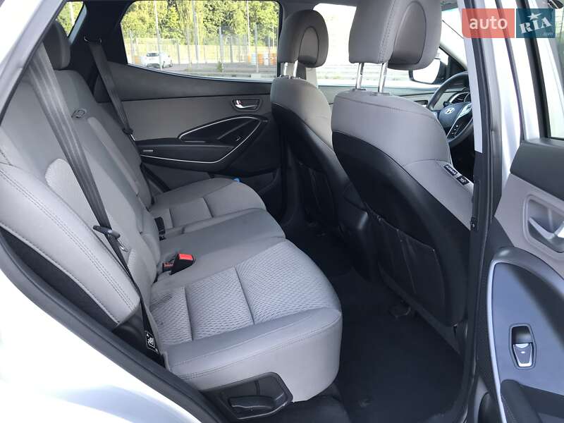 Позашляховик / Кросовер Hyundai Santa FE 2013 в Львові фото 28 Позашляховик / Кросовер Hyundai Santa FE 2013 в Львові