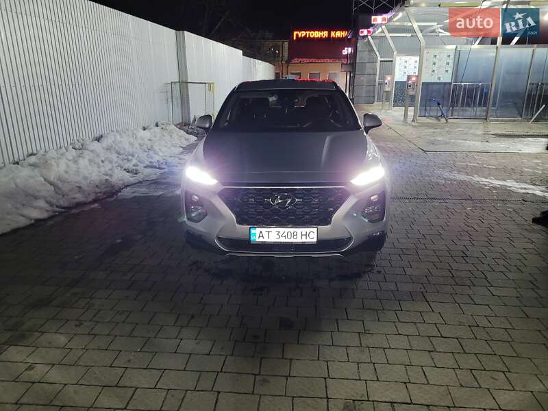 Позашляховик / Кросовер Hyundai Santa FE 2018 в Коломиї