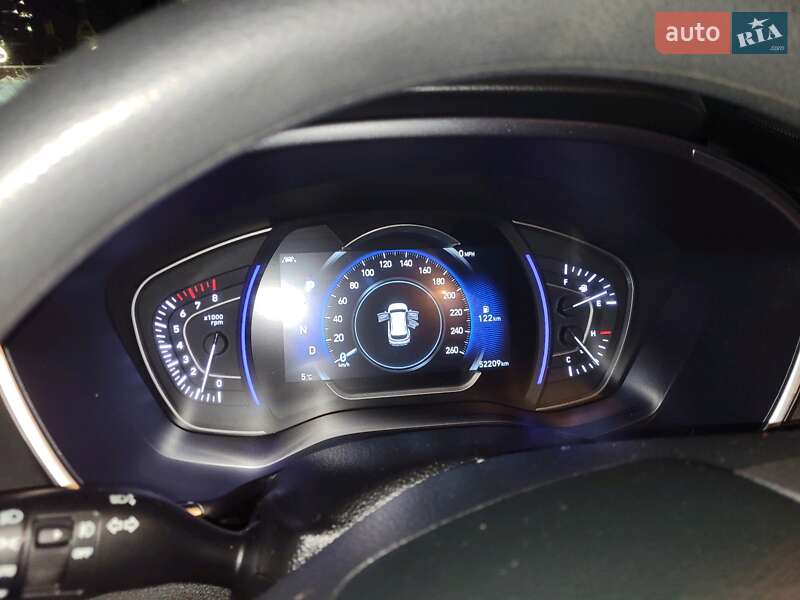 Позашляховик / Кросовер Hyundai Santa FE 2018 в Коломиї