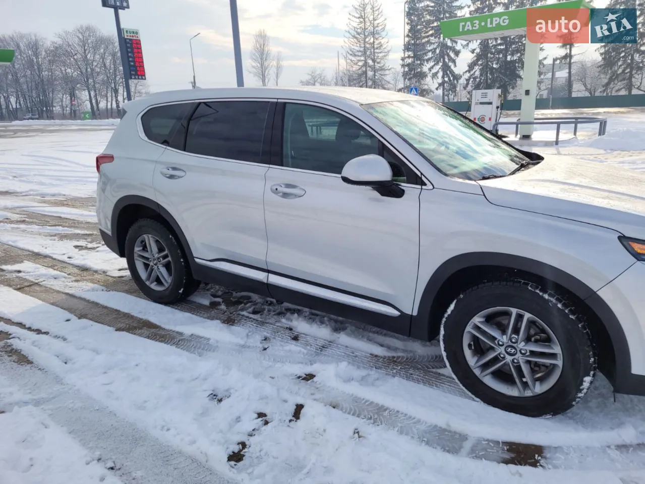 2018 Hyundai Santa Fe - мініатюра 19