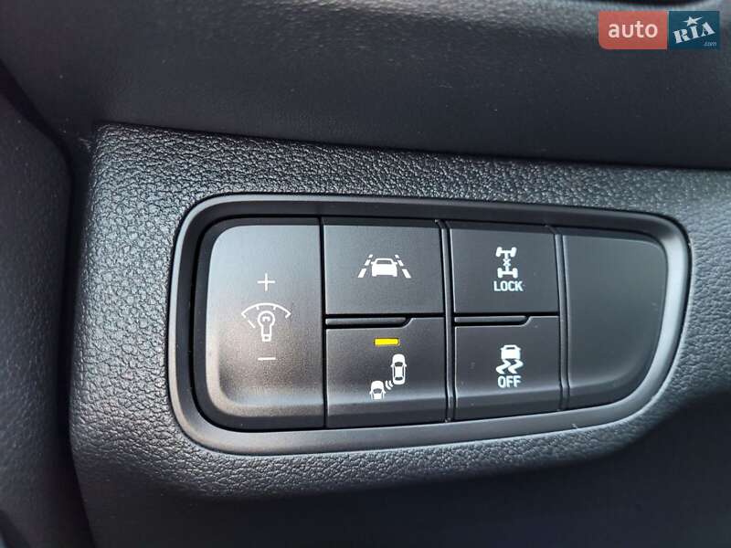 Позашляховик / Кросовер Hyundai Santa FE 2018 в Коломиї