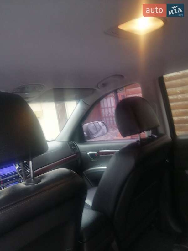 Позашляховик / Кросовер Hyundai Santa FE 2011 в Нетішині