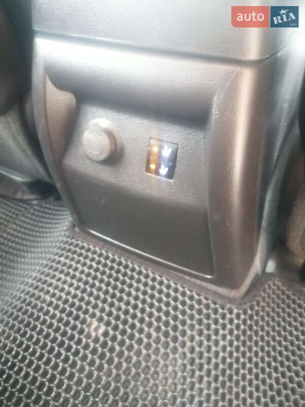 Позашляховик / Кросовер Hyundai Santa FE 2011 в Нетішині