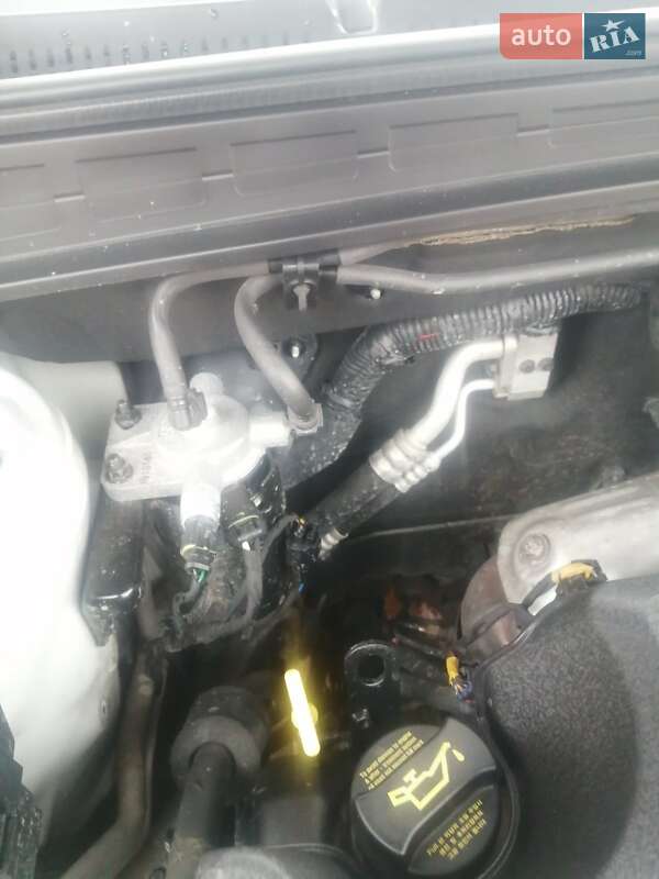 Позашляховик / Кросовер Hyundai Santa FE 2011 в Нетішині