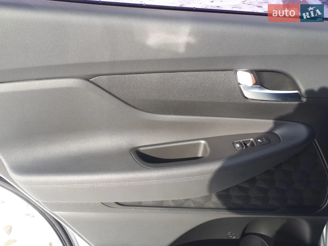2018 Hyundai Santa Fe - мініатюра 31