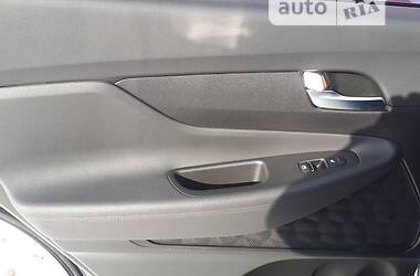 Внедорожник / Кроссовер Hyundai Santa FE 2018 в Ивано-Франковске