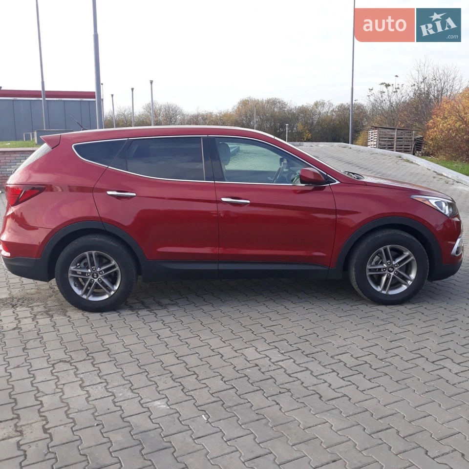 2017 Hyundai Santa Fe - мініатюра 4