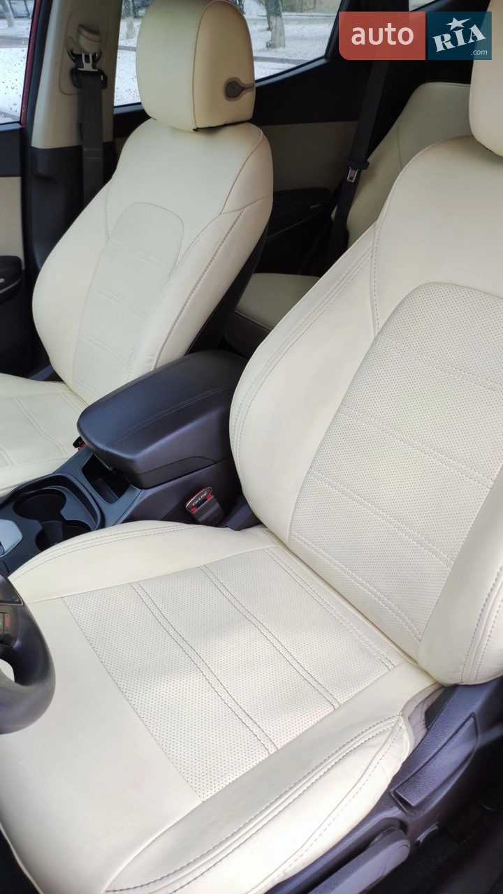 2017 Hyundai Santa Fe - мініатюра 16