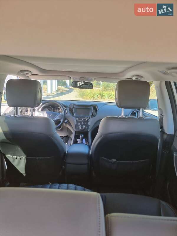 Позашляховик / Кросовер Hyundai Santa FE 2016 в Одесі