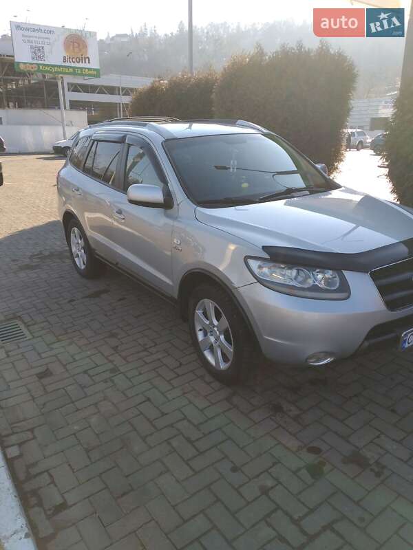Позашляховик / Кросовер Hyundai Santa FE 2006 в Чернівцях