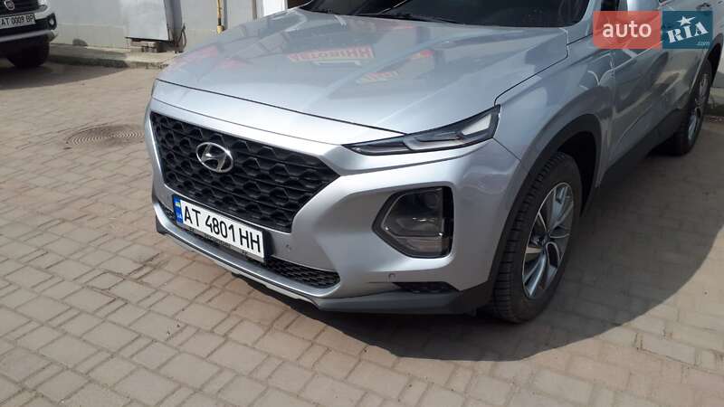 Внедорожник / Кроссовер Hyundai Santa FE 2018 в Ивано-Франковске