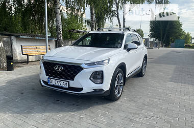 Внедорожник / Кроссовер Hyundai Santa FE 2019 в Миргороде