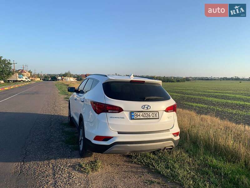 Позашляховик / Кросовер Hyundai Santa FE 2016 в Одесі