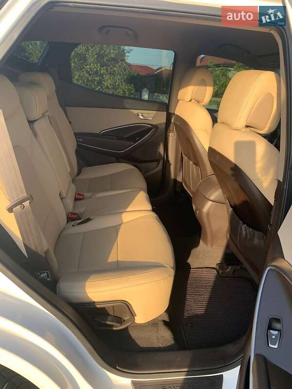 Позашляховик / Кросовер Hyundai Santa FE 2016 в Одесі