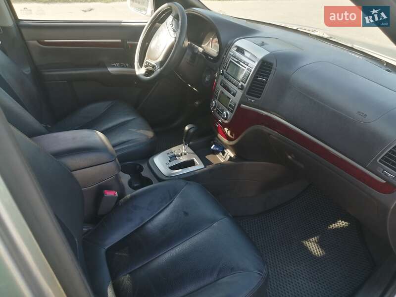 Позашляховик / Кросовер Hyundai Santa FE 2010 в Києві