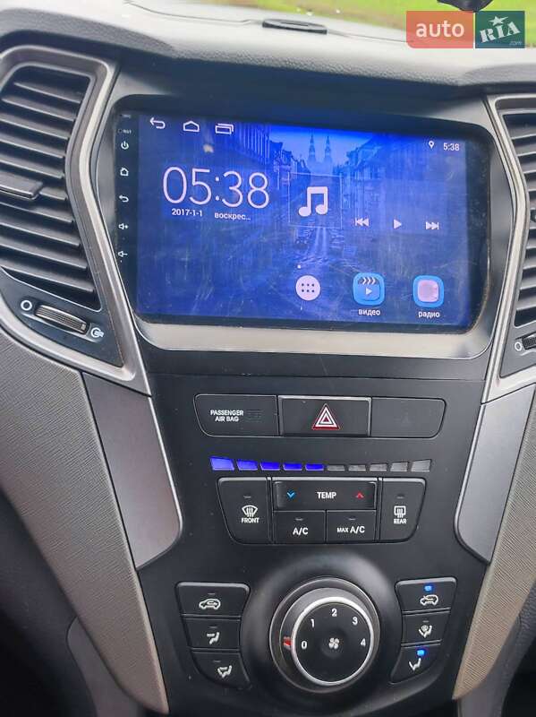 Позашляховик / Кросовер Hyundai Santa FE 2015 в Кривому Розі