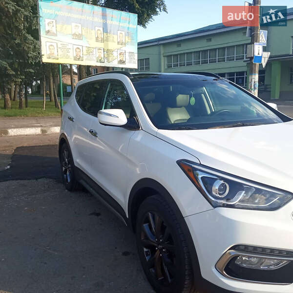 Позашляховик / Кросовер Hyundai Santa FE 2016 в Мені