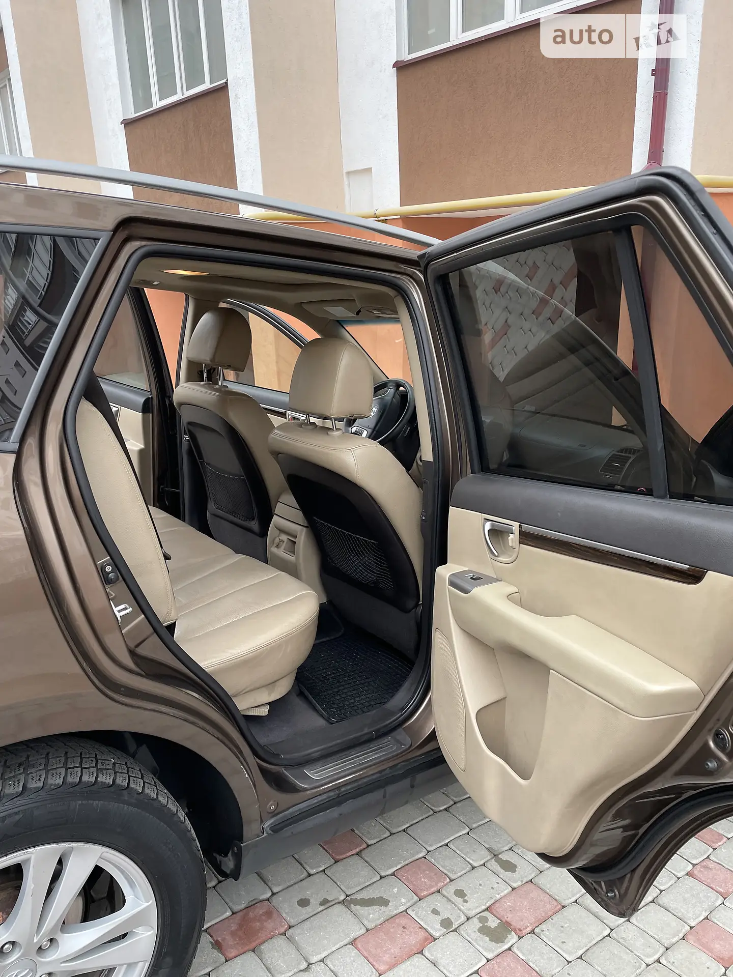 2010 Hyundai Santa Fe - мініатюра 13