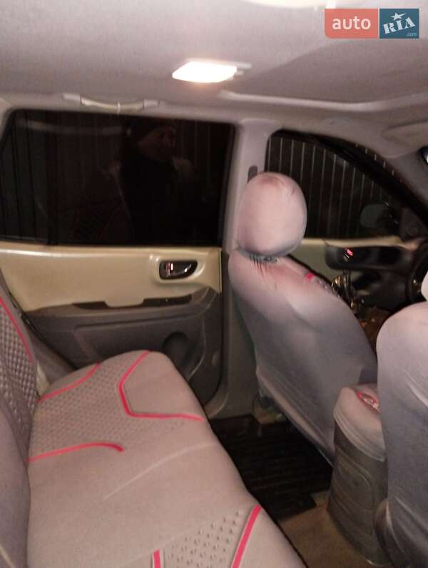 Позашляховик / Кросовер Hyundai Santa FE 2005 в Львові фото 8 Позашляховик / Кросовер Hyundai Santa FE 2005 в Львові