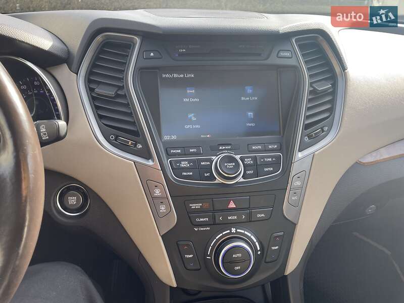 Позашляховик / Кросовер Hyundai Santa FE 2012 в Дніпрі