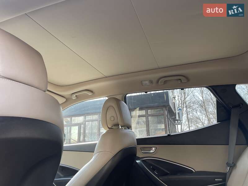Позашляховик / Кросовер Hyundai Santa FE 2012 в Дніпрі