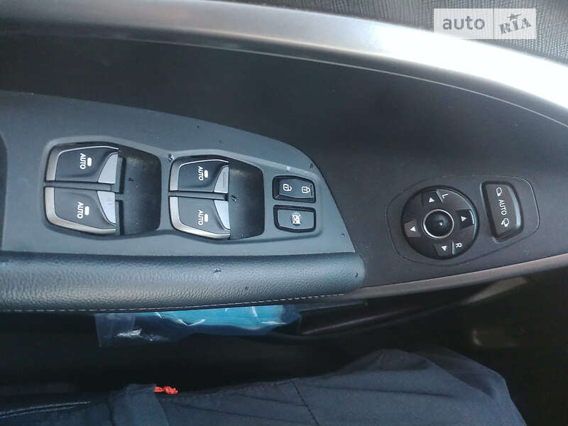 Внедорожник / Кроссовер Hyundai Santa FE 2014 в Коломые