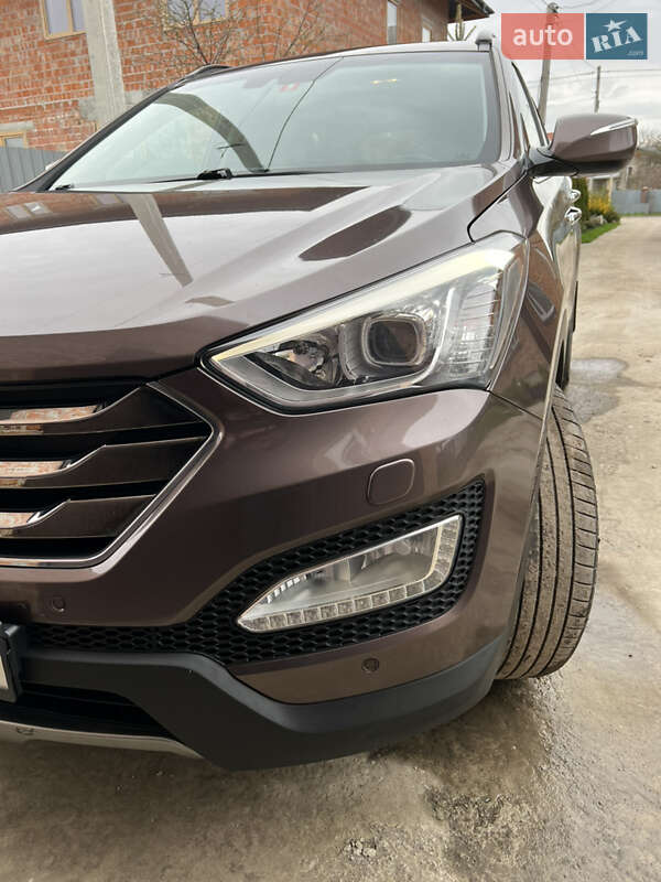 Позашляховик / Кросовер Hyundai Santa FE 2012 в Львові фото 2 Позашляховик / Кросовер Hyundai Santa FE 2012 в Львові