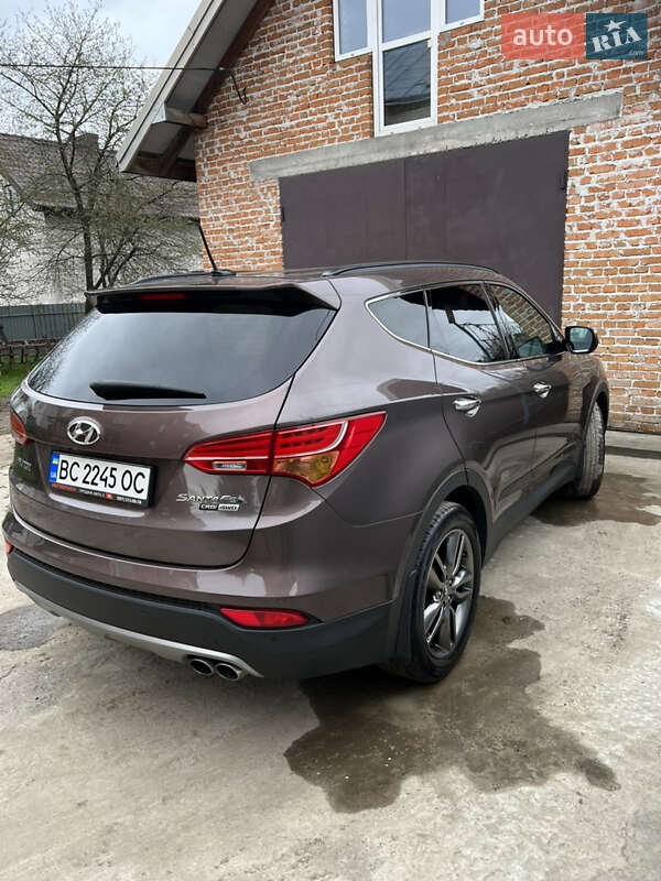 Позашляховик / Кросовер Hyundai Santa FE 2012 в Львові фото 16 Позашляховик / Кросовер Hyundai Santa FE 2012 в Львові