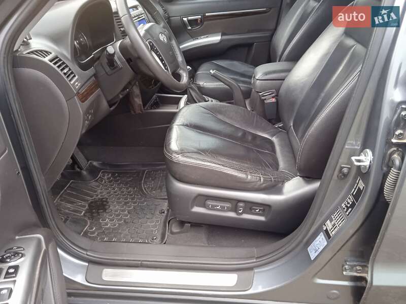 Внедорожник / Кроссовер Hyundai Santa FE 2012 в Дрогобыче фото 9 Внедорожник / Кроссовер Hyundai Santa FE 2012 в Дрогобыче